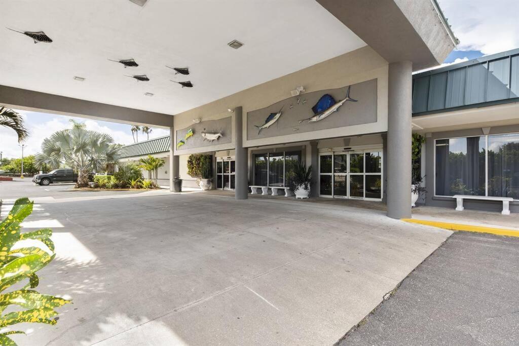 Bay Breeze Aparthotel South Bradenton Eksteriør bilde